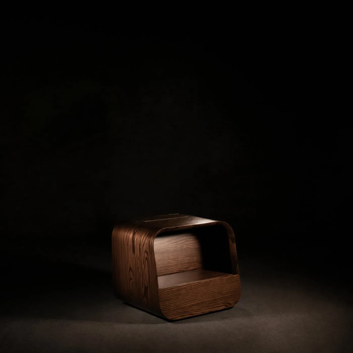 Clutch End Table