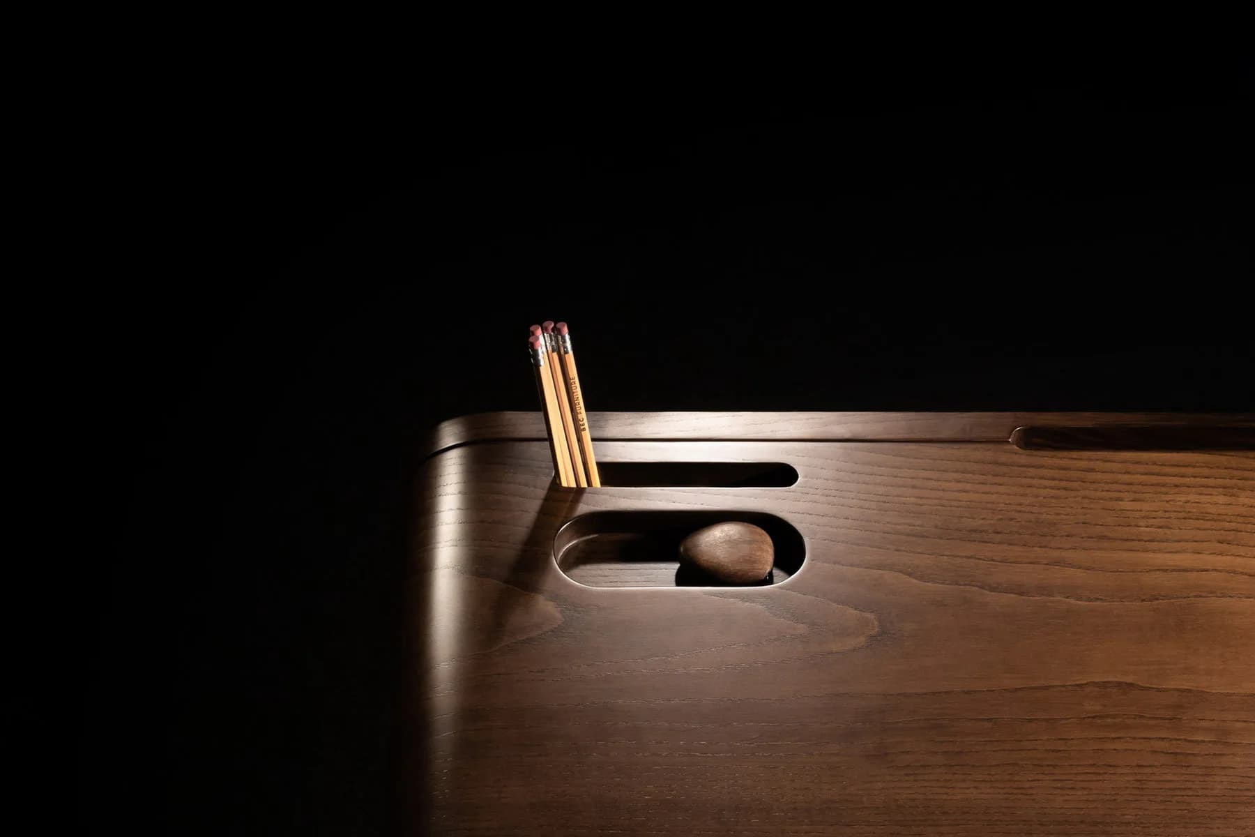Ash wood grain and stationery organiser detail