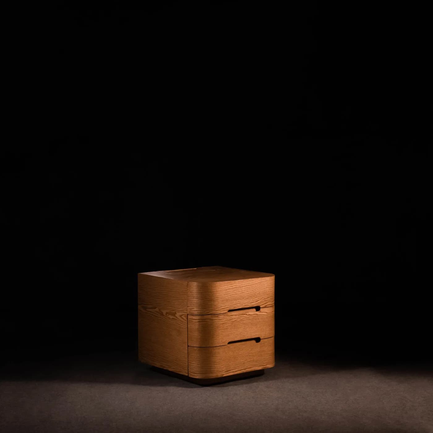 Flow End Table — view 1